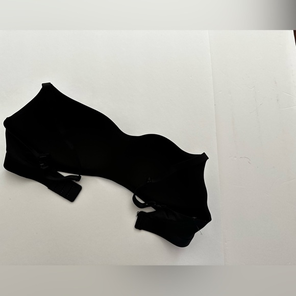 Calvin Klein Bra 36D Wire Free Demi 2 Way Convertible Straps Contour Cups Black - Picture 8 of 9